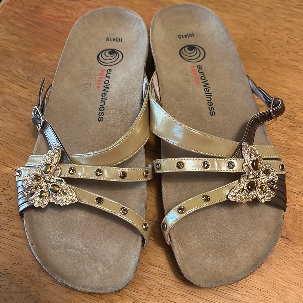 euroWellness Balance Tan and Bronze Rhinestone Butterfly Slides Size 10 EU 41.5